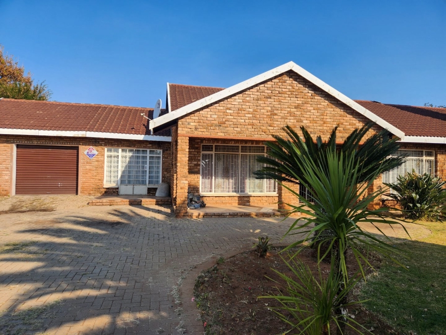 3 Bedroom Property for Sale in Stilfontein Ext 4 North West